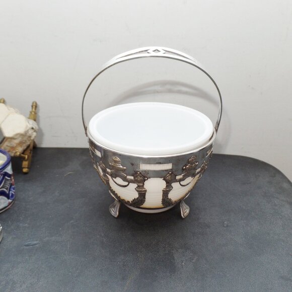 Vintage Bon Bon Dish Condiment Basket - Picture 2 of 15